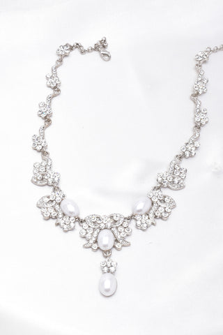 Fancy Pearl & crystal Victorian  Necklace_2 colors