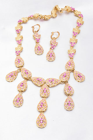 Vintage crystal Necklace