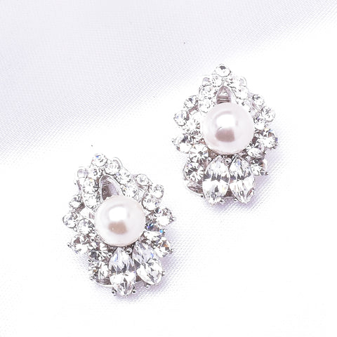 Elegant Fancy  Crystal & Fresh Pearl clip on Earring