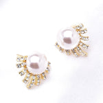 Small Cute Fan shape Crystal & Fresh Pearl Earring_2 colors