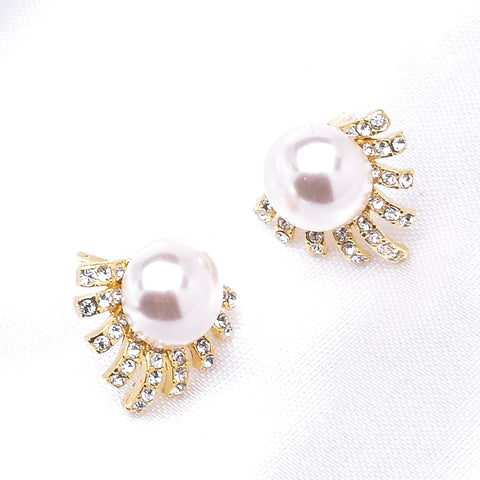 Small Cute Fan shape Crystal & Fresh Pearl Earring_2 colors