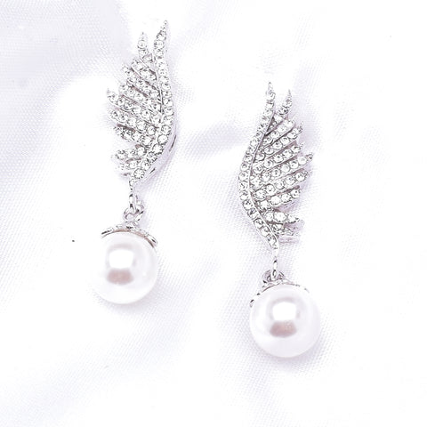 Angel Wing Embellished fresh water Pearl & Crystal Earring_6 colors