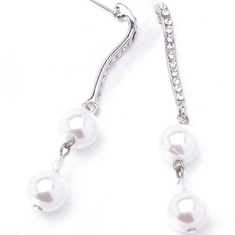 Elegant Fresh Pearl & Crystal long Earring