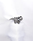 RIBBON SHAPE CRYSTAL BROOCH_2 colors